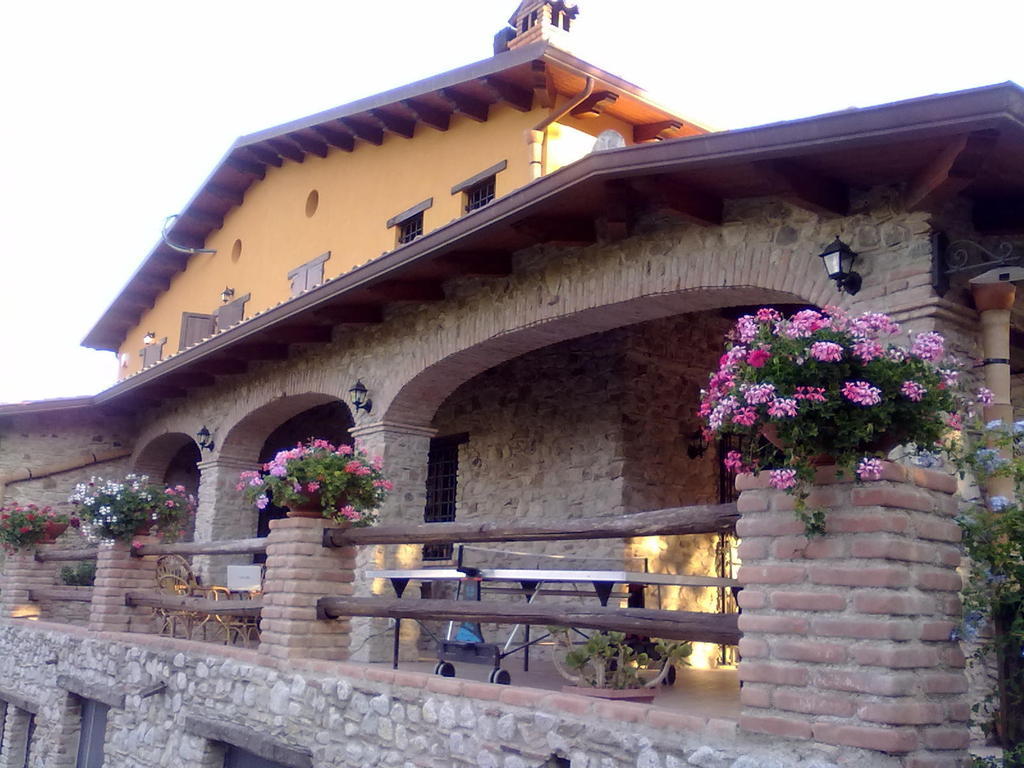 Villa Agriturismo Feudo Gagliardi Caulonia Exterior foto