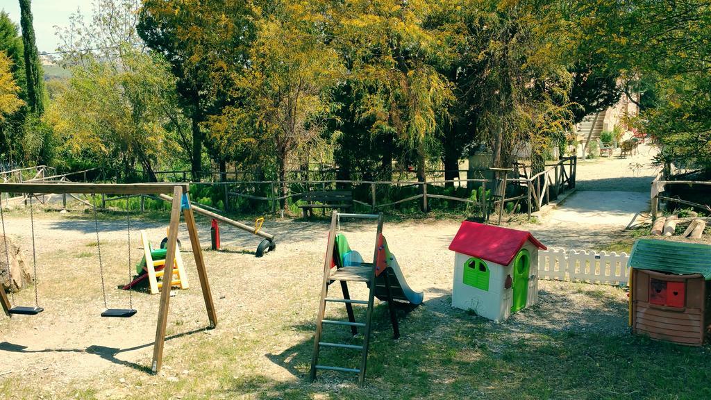 Villa Agriturismo Feudo Gagliardi Caulonia Exterior foto