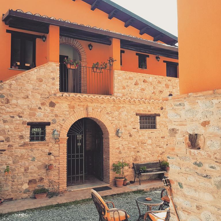 Villa Agriturismo Feudo Gagliardi Caulonia Exterior foto