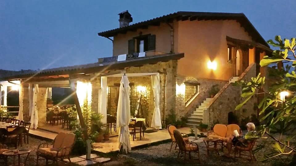 Villa Agriturismo Feudo Gagliardi Caulonia Exterior foto